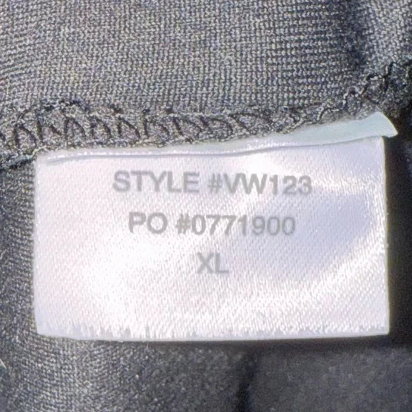 Vuori energy black top size XL - Picture 4 of 5